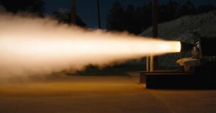 Anduril Tests Solid Rocket Motor for Air-to-Air Weapons with RTX