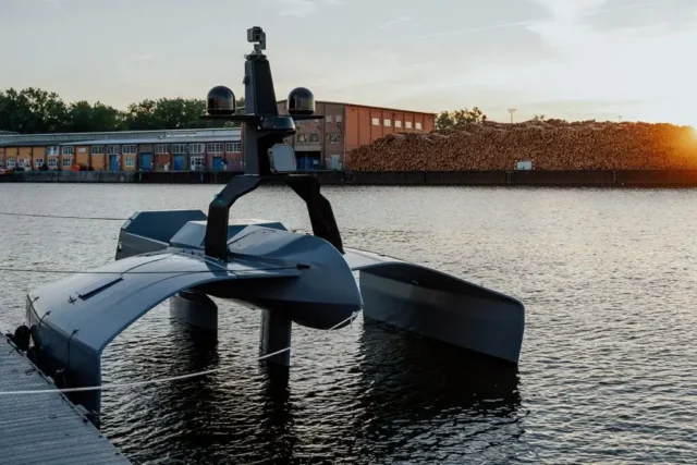 Quantum Systems Enters the Maritime Domain